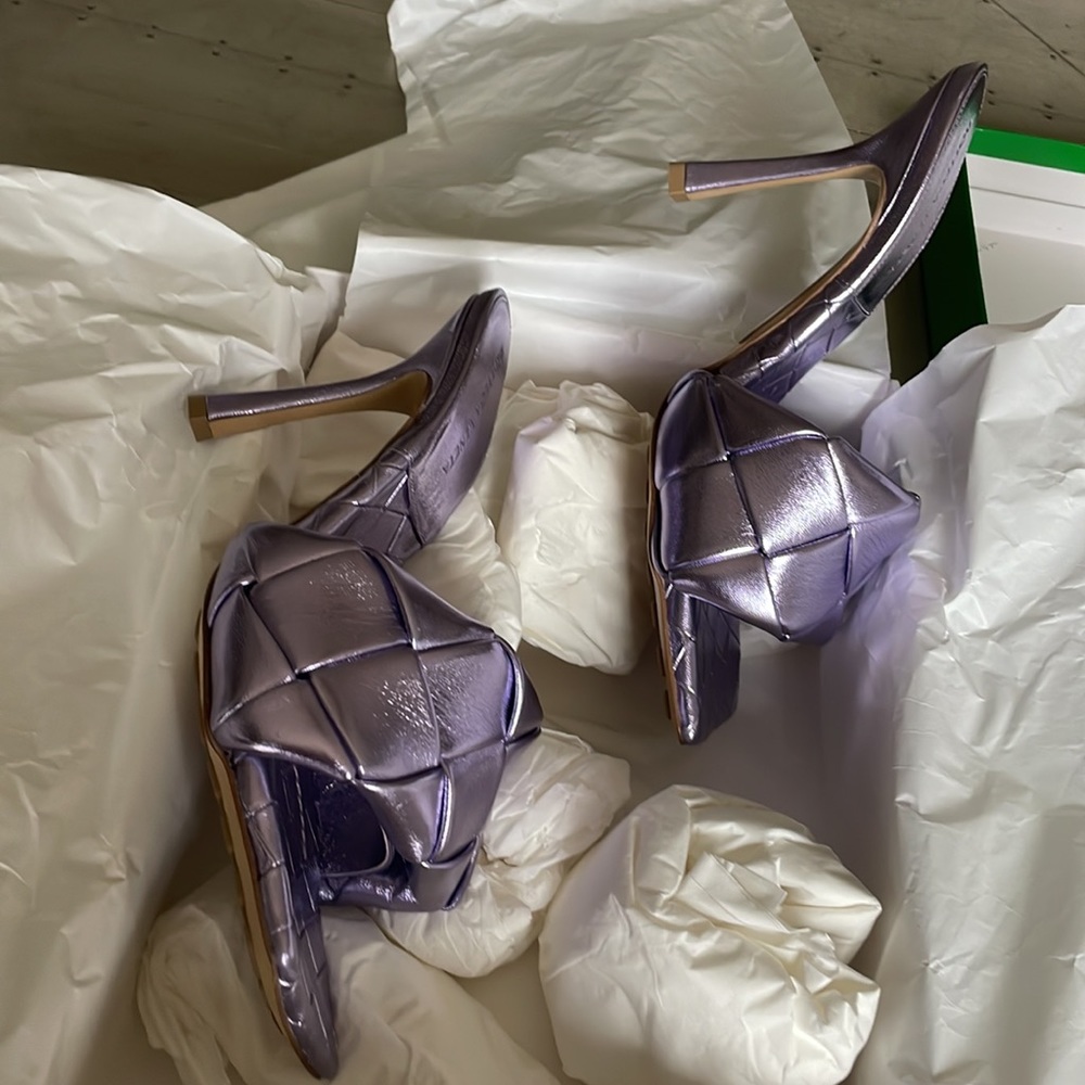 bottega veneta wisteria iridescent purple sandal lido pump sandal sz 39 - Picture 8 of 11